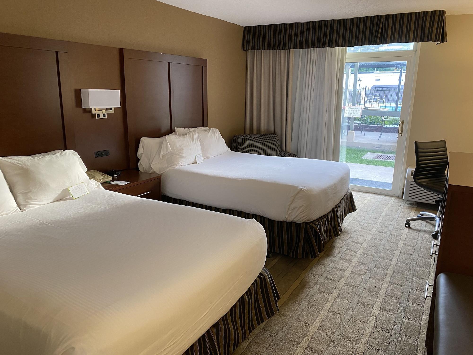 Wyndham Garden Warsaw Hotel Екстериор снимка